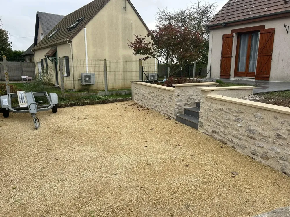 Maçonnerie paysagère à Maisons